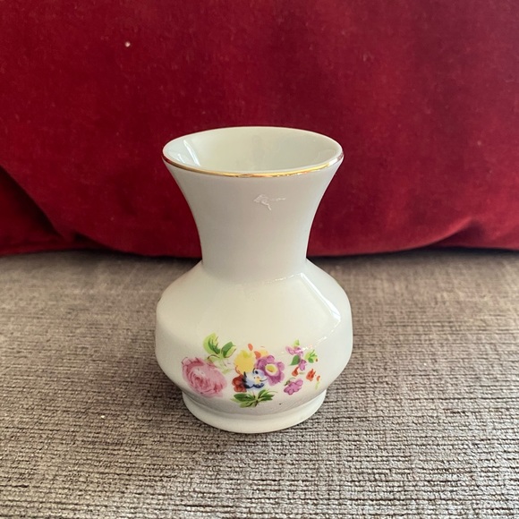 Vintage Accents Vintage Floral Leart Mini Bud Vase Made In Brazil